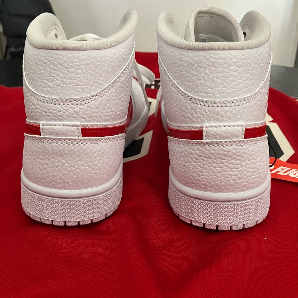 Nike Air Jordan 1 Mid White University Red Sneakers - Brand New Shoes - Picture 12 of 13
